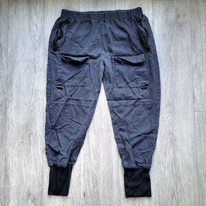 Unisex Reversible Black cargo Joggers, size L